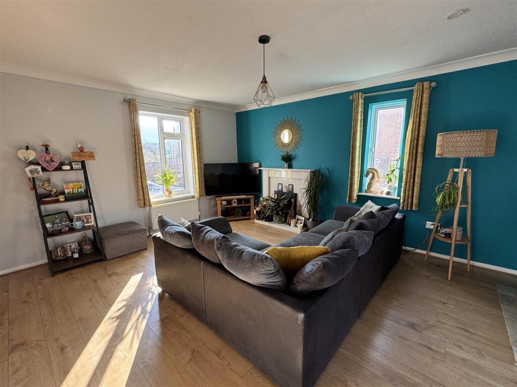 House in Bridport, North Allington - View 2