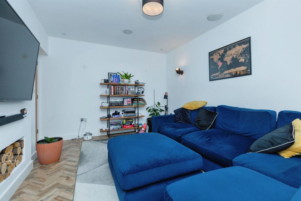 House in Leicester - View 4