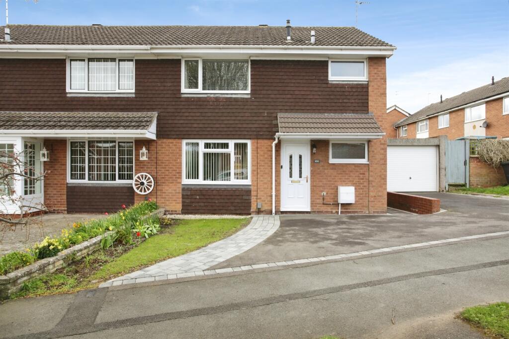 Main image of property: Hawlands, Rugby