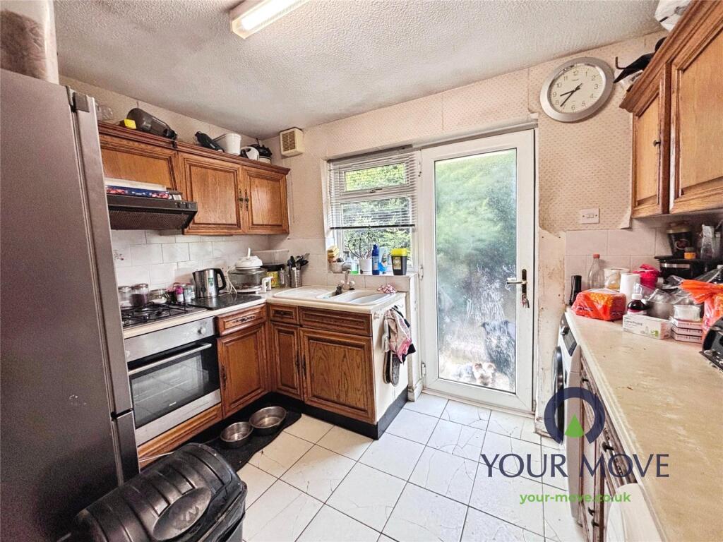 St. Andrews Drive, Darton, Barnsley, S75 photo 3
