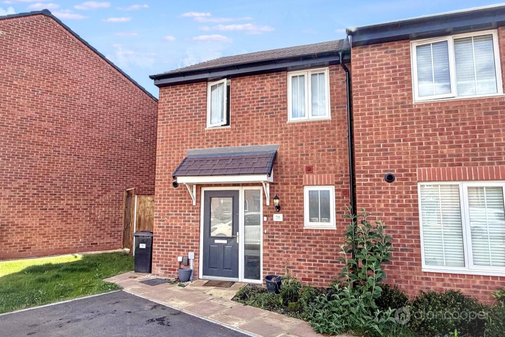 Main image of property: Catch Crop Way, Meadow Green, Nuneaton, CV11 7AF