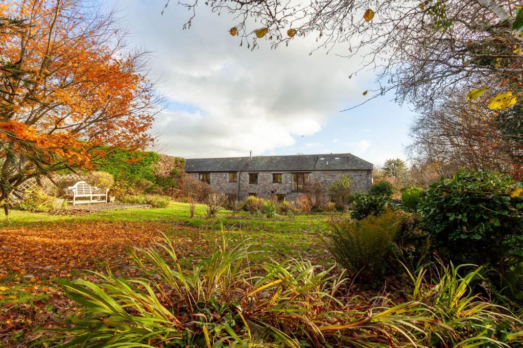 Main image of property: Cadleigh, Cadleigh Barns, PL21