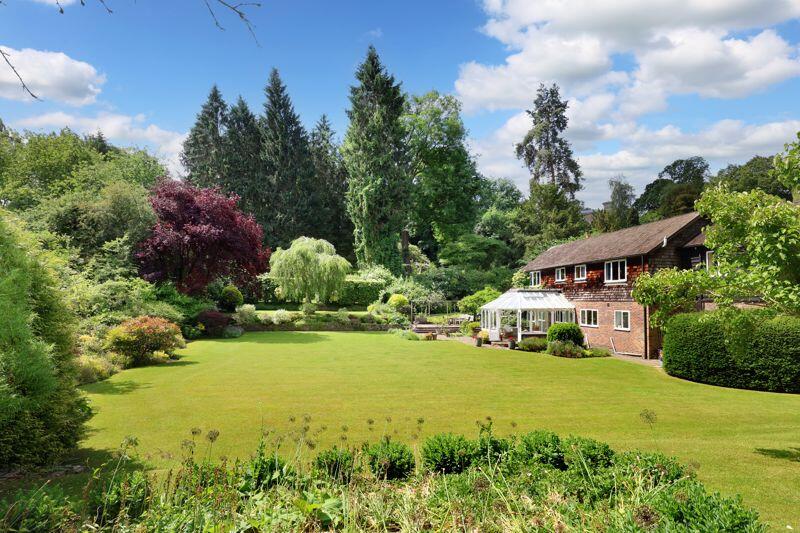5-bed detached on Hedsor Priory, Bourne End, £2,000,000