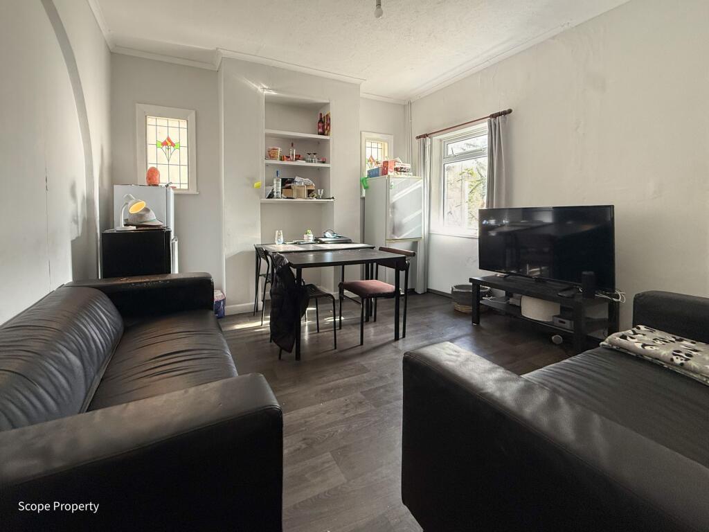 Main image of property: Erleigh Road, Reading, RG1