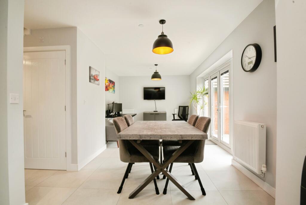 House in Newport, Llanwern - View 4