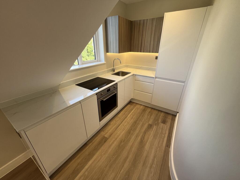 Apartment in London - View 3