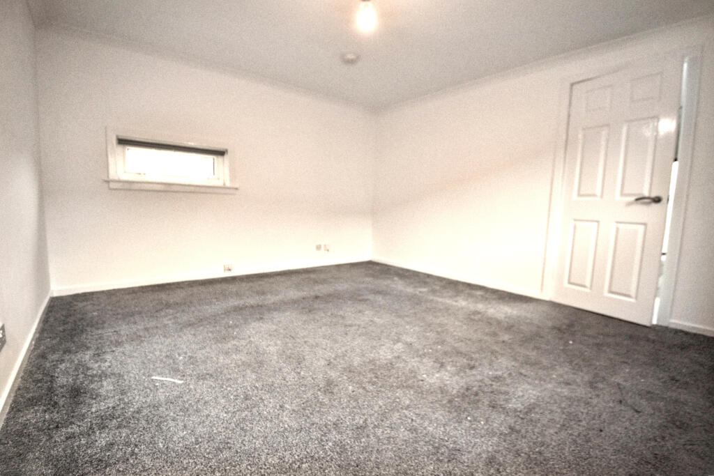 House in Kilmarnock, East Ayrshire - View 4