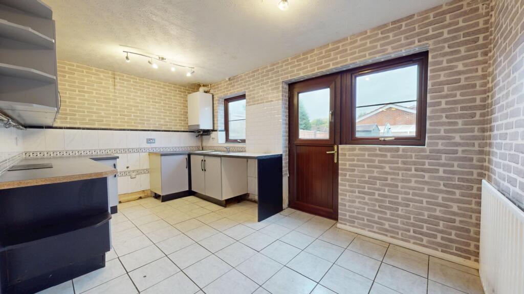 Hopkins Heath, Telford, Shropshire, TF5 0LU photo 2