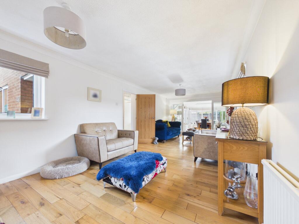 The Causeway, Bassingbourn, Royston, SG8 photo 3