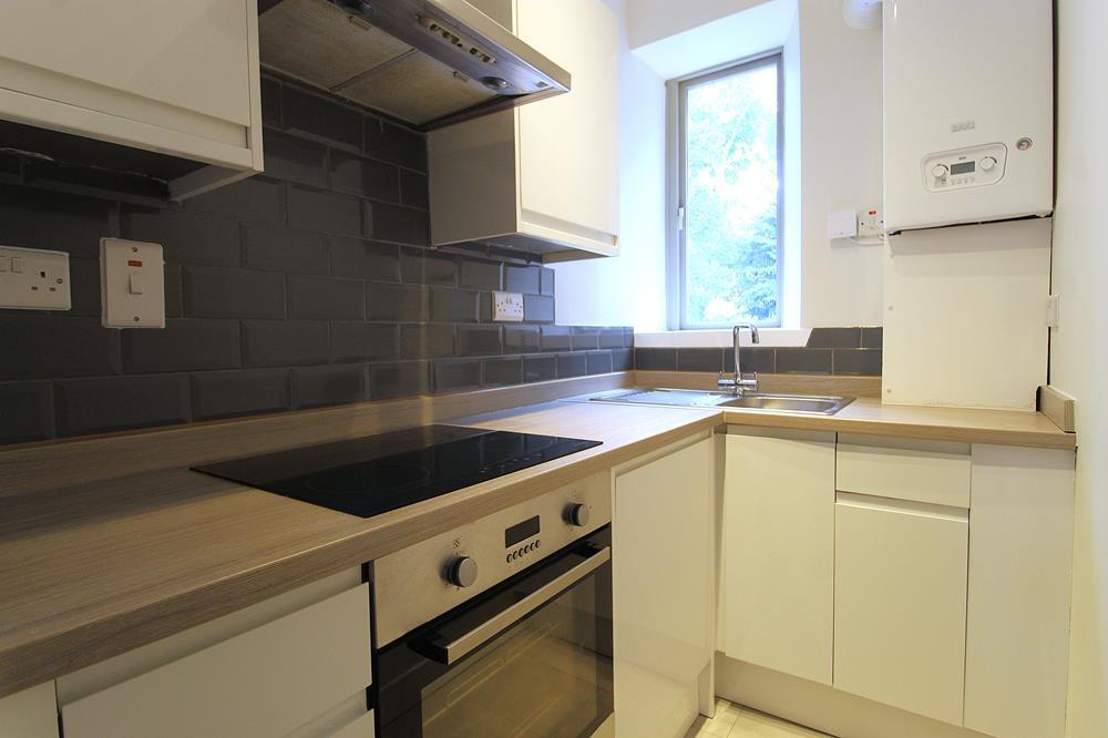 Apartment in Aberdeen, Rosemount and Mile End - View 4