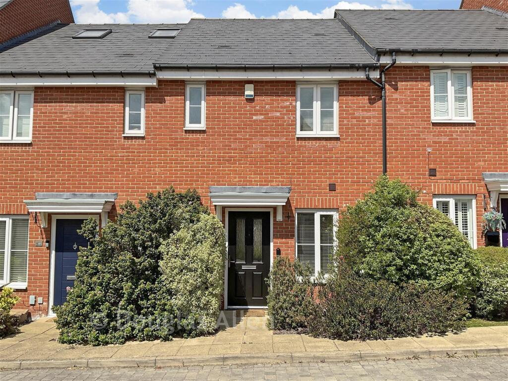 Main image of property: Little Highwood Way, Brentwood, Essex