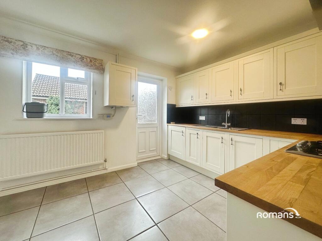 House in Basingstoke and Deane, Basingstoke - View 3