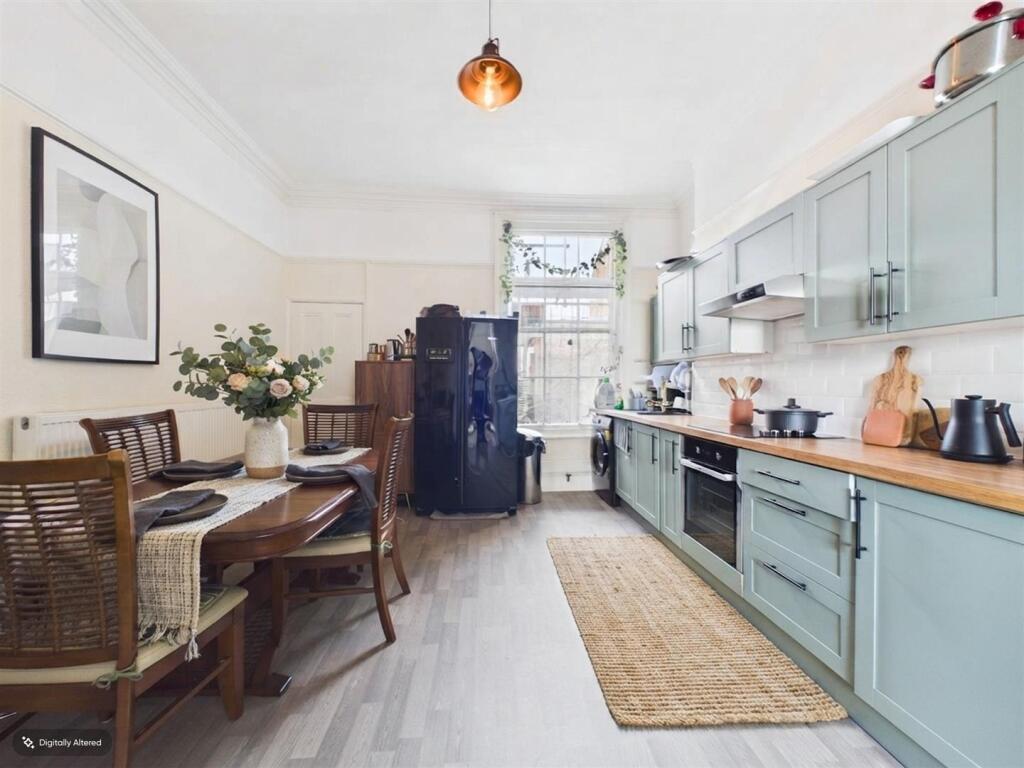 Apartment in Tonbridge - View 5