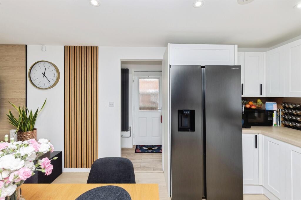 Additional image 7 of Dunsford Avenue, Bradford