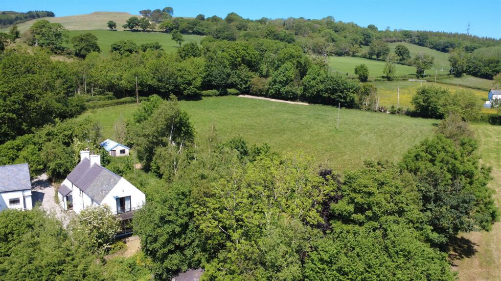 Main image of property: Groesffordd Marli, Abergele