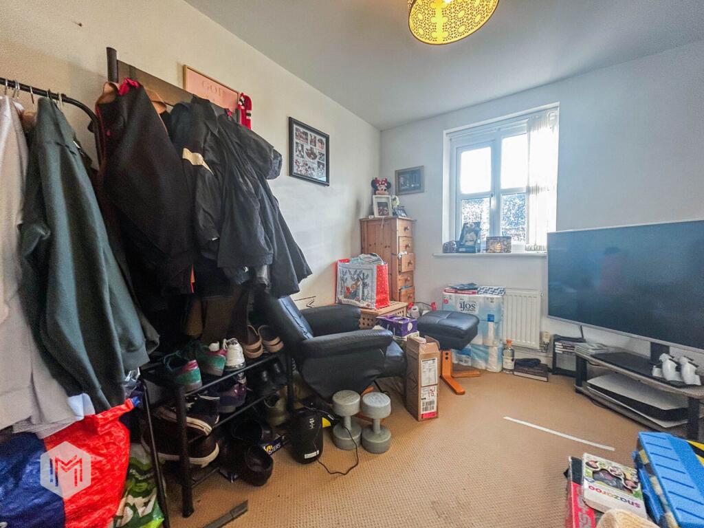 Apartment in Bolton - More