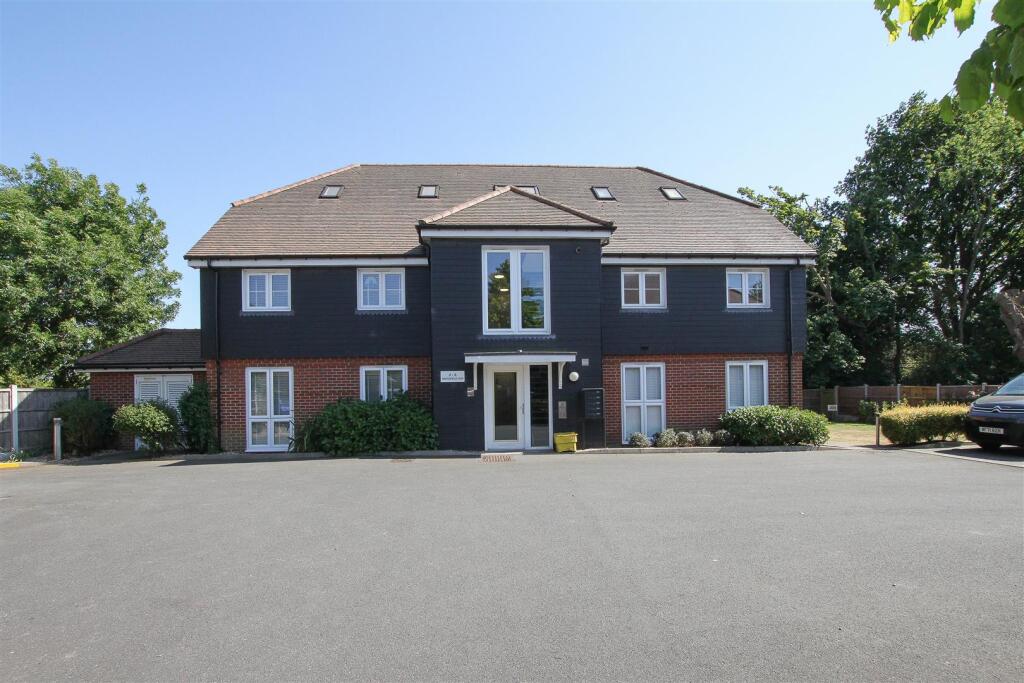 Apartment in Brentwood, Kelvedon Hatch