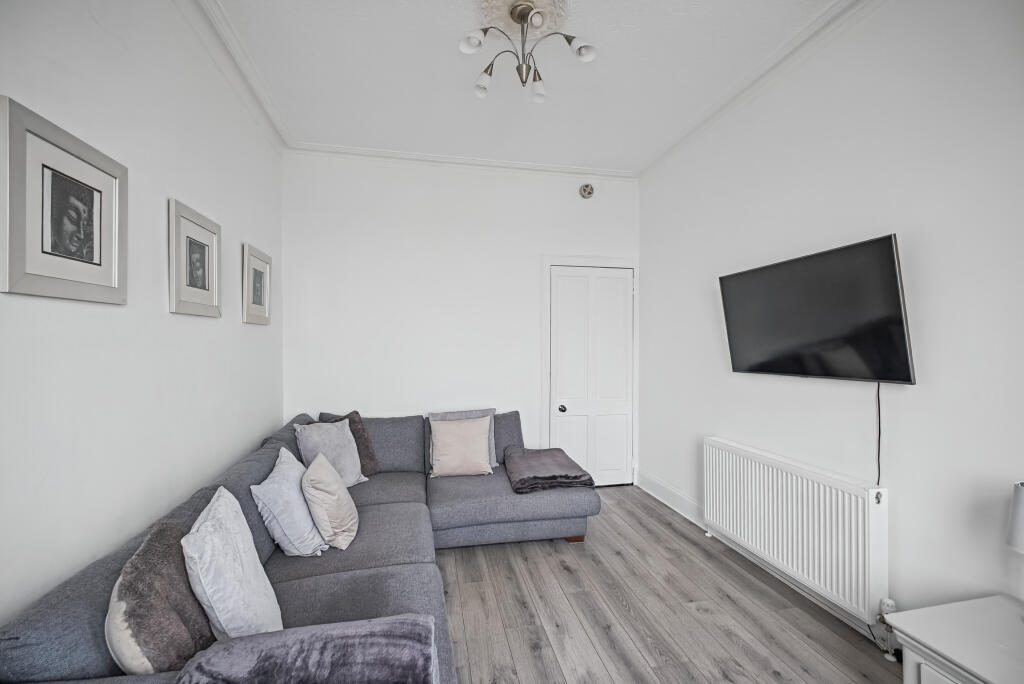 Apartment in Glasgow - More