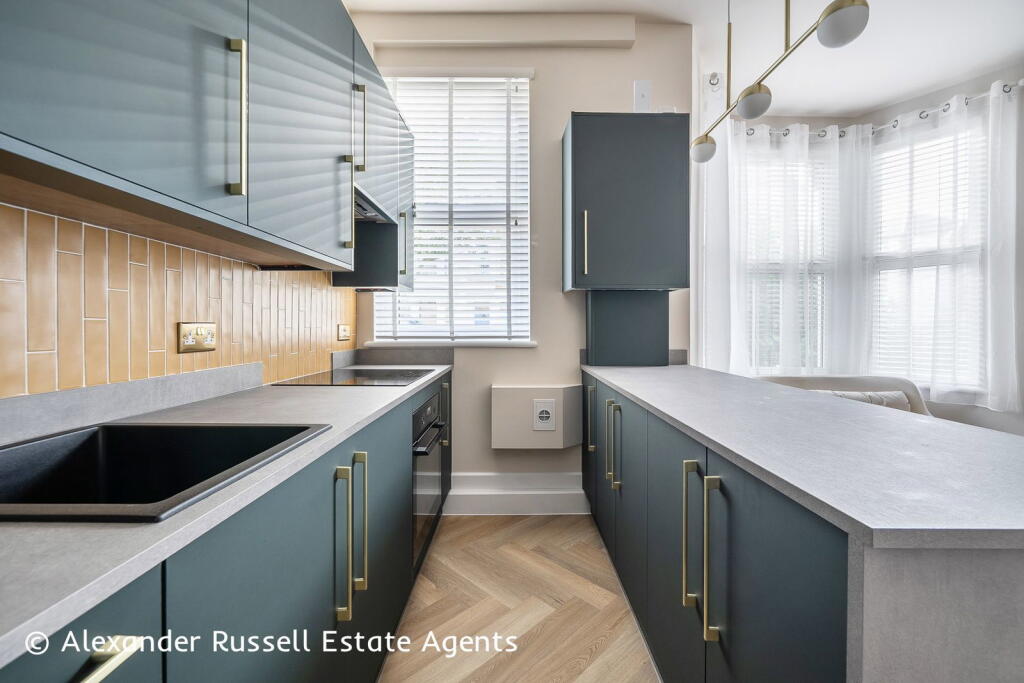 Apartment in Canterbury - View 5
