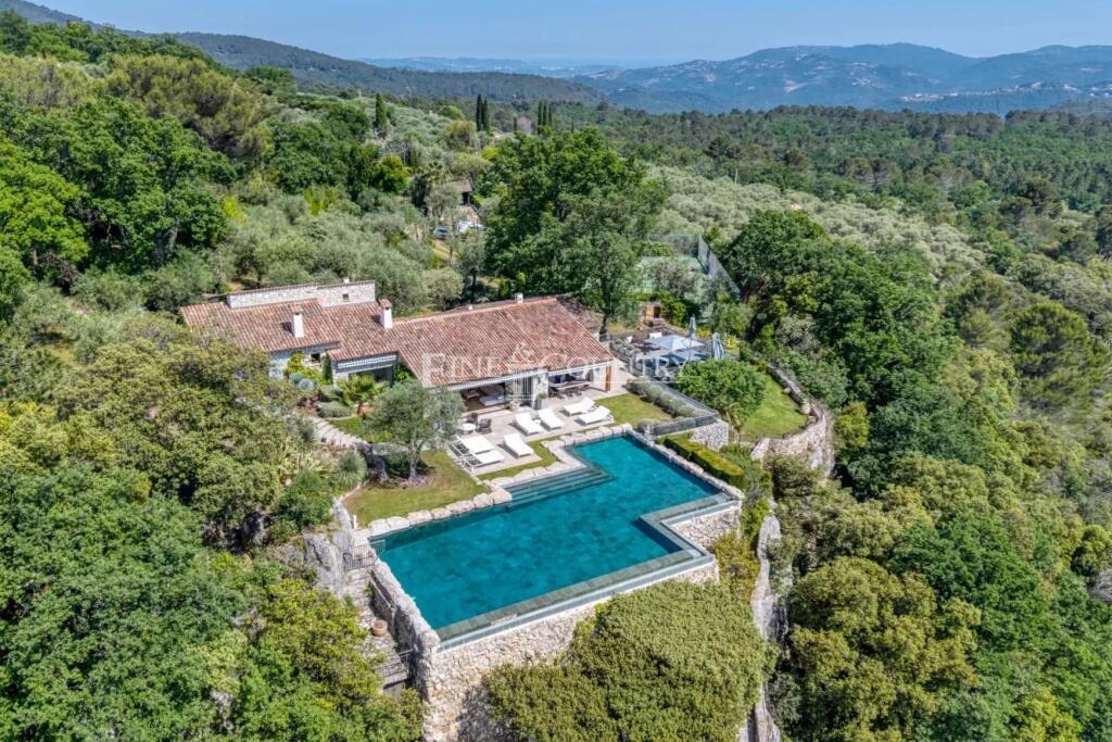 Main image of property: Provence-Alps-Cote d`Azur, Alpes-Maritimes, St-Cézaire-sur-Siagne
