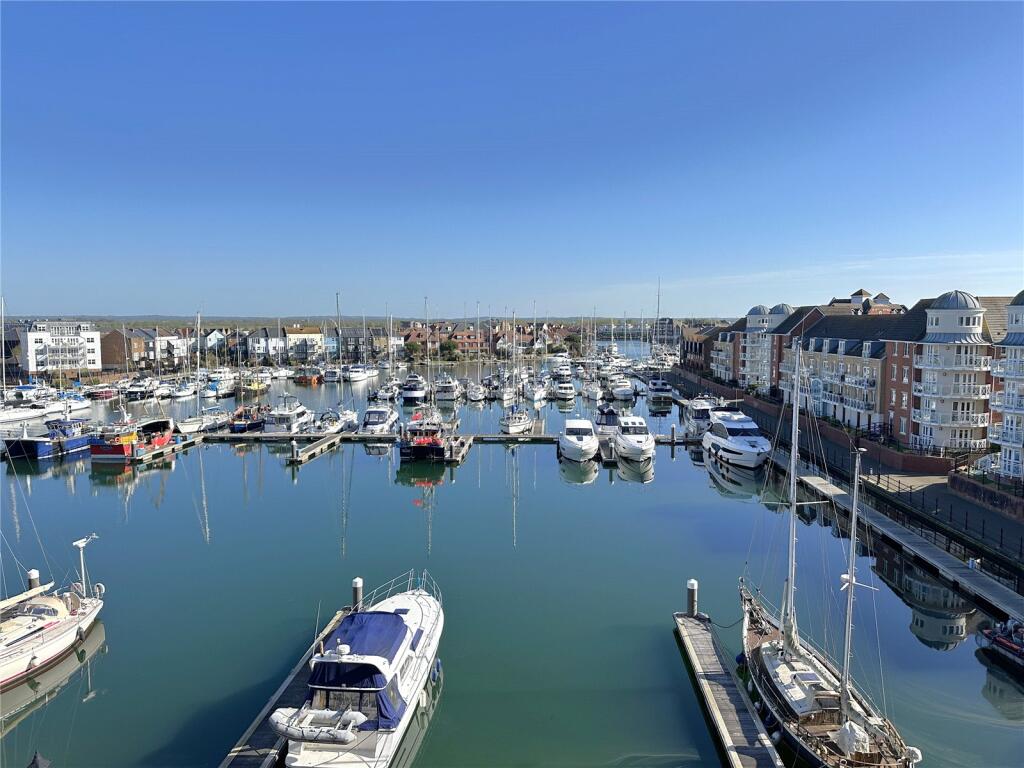 Hamilton Quay, Eastbourne, East Sussex photo 3