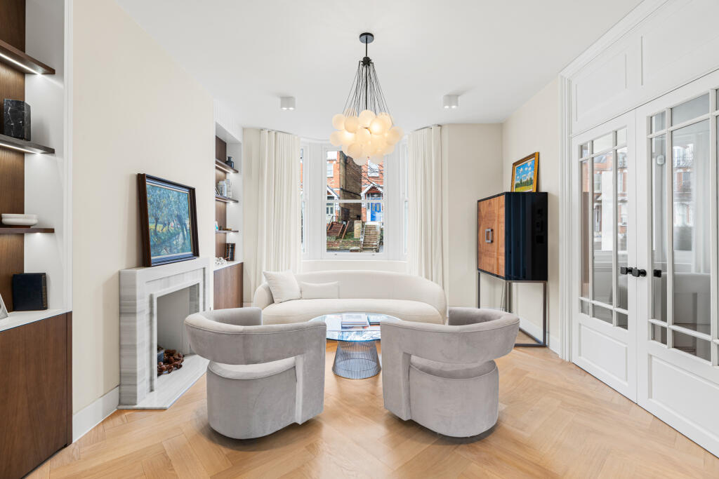 Woodside, London, SW19 - View 5
