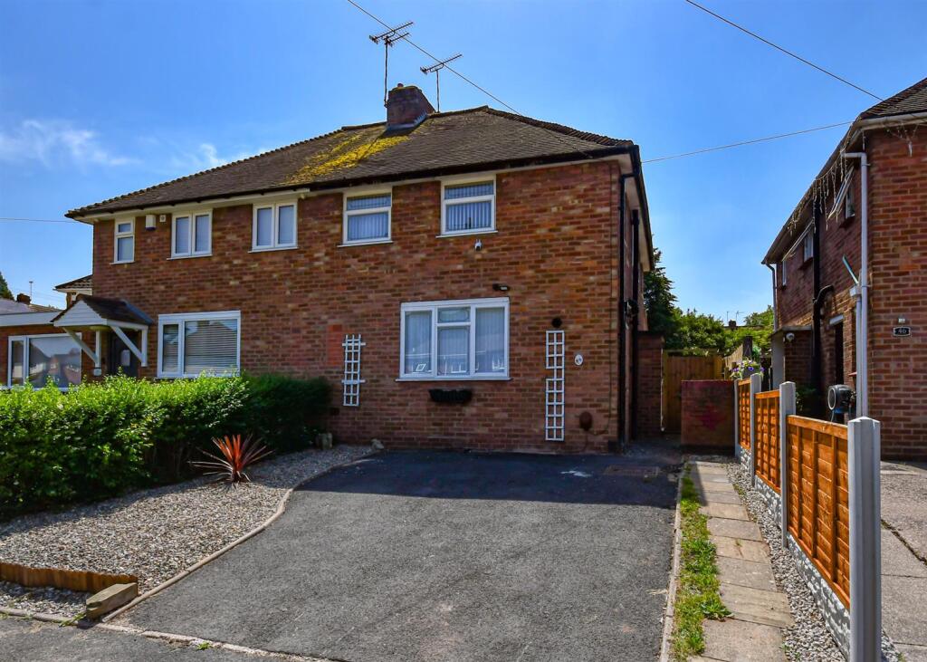 Meadow Lane, Wombourne, Wolverhampton, Wolverhampton