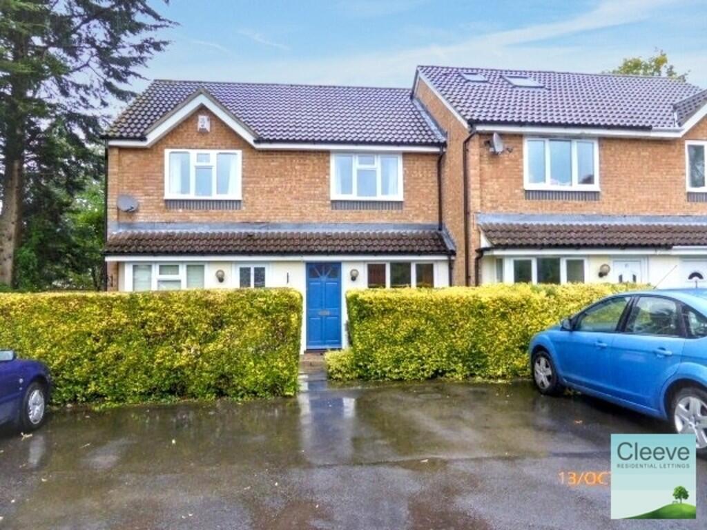 Main image of property: Oxmead Close