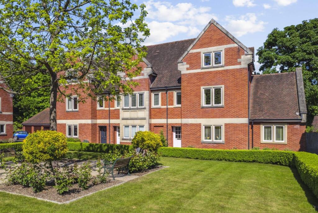 Main image of property: Abbey Gardens, Upper Woolhampton, Reading, Berkshire, RG7