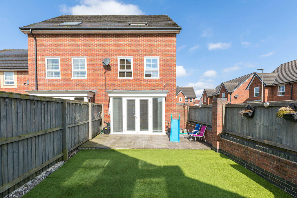 House in Wigan - View 4