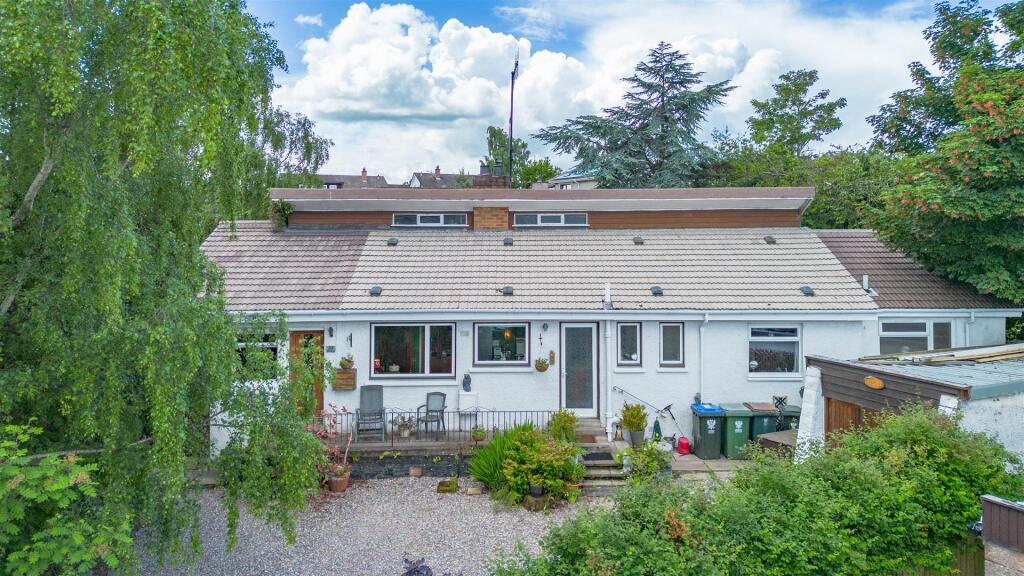 Main image of property: Muirfield, Perth