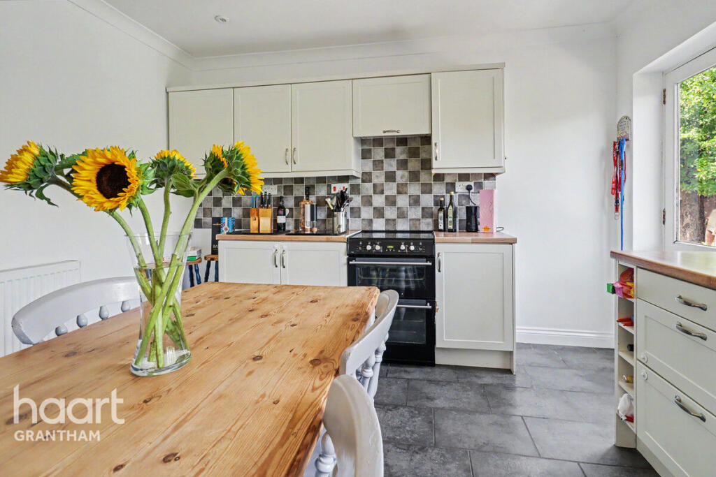 House in South Kesteven, Billingborough - More
