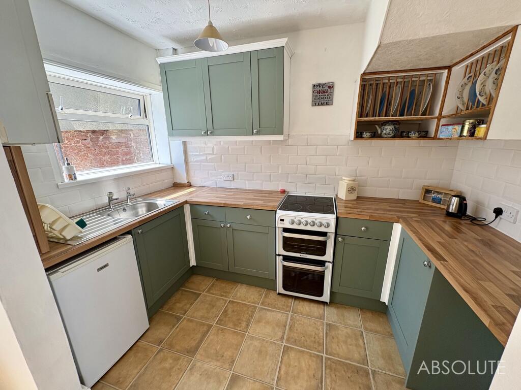 House in Torquay, Torbay - View 2
