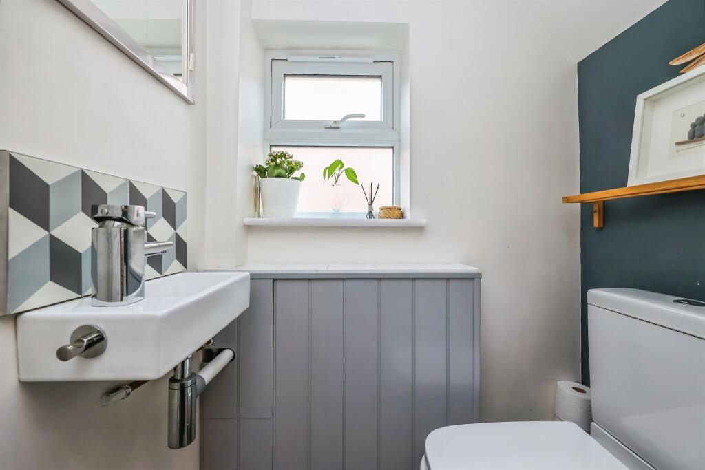 House in Nottingham, Washdyke, Hucknall - View 5
