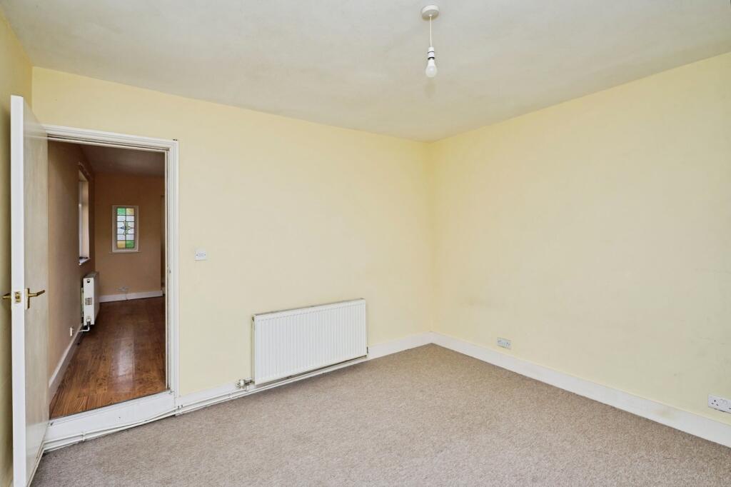 House in East Cowes, Isle of Wight - View 4
