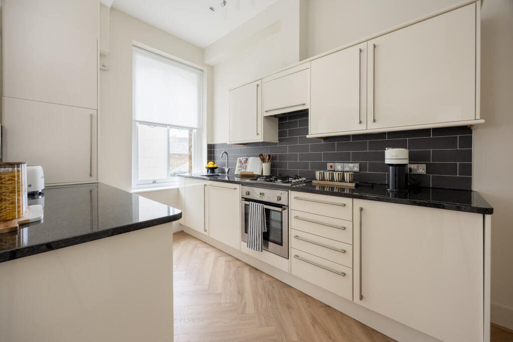 Apartment in London, Spitalfields, Whitechapel - View 5