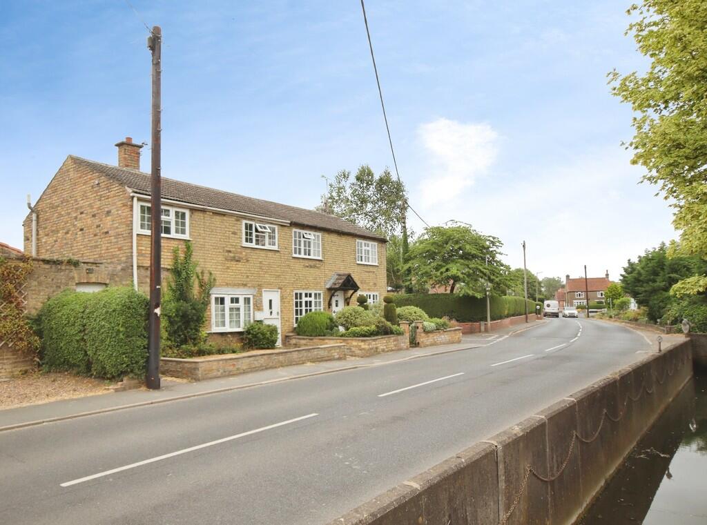 Main image of property: Main Street, Scothern, Lincoln