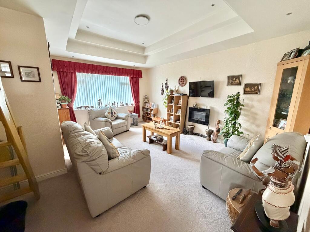 Additional image 2 of Thwaites Brow Road, Keighley, BD21