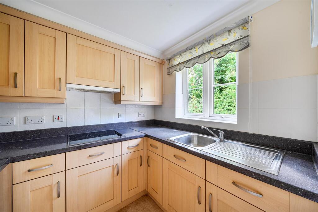 Apartment in Wantage, Belmont Park - View 5