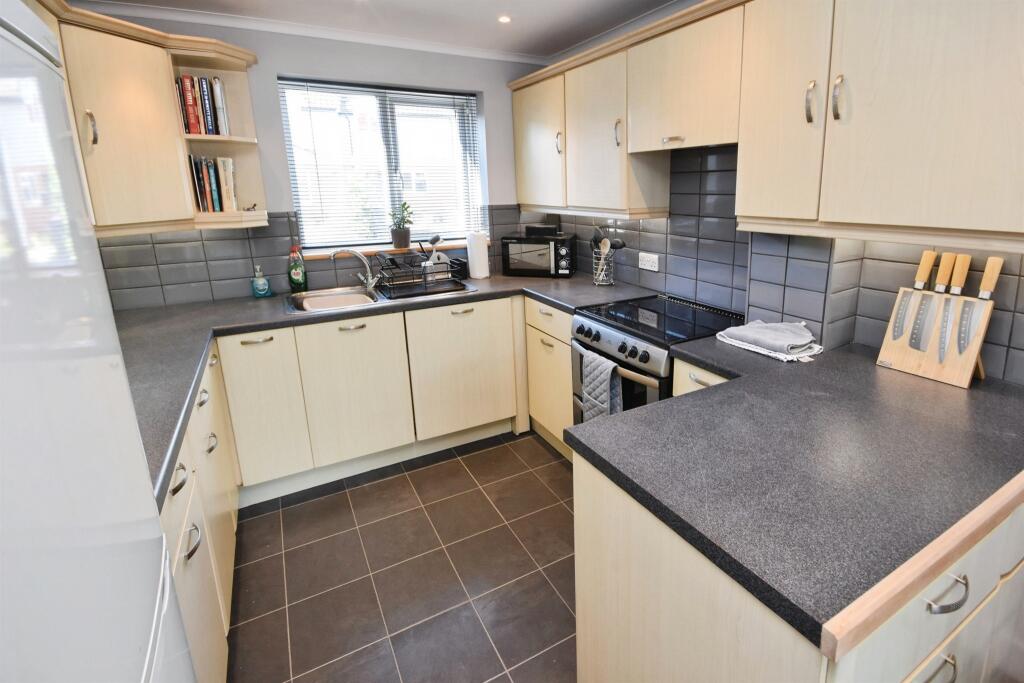 Frating Court, Braintree - View 5