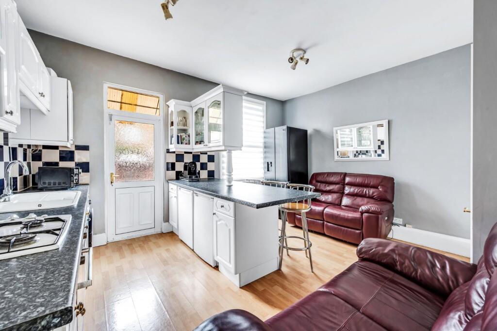 House in London - View 4