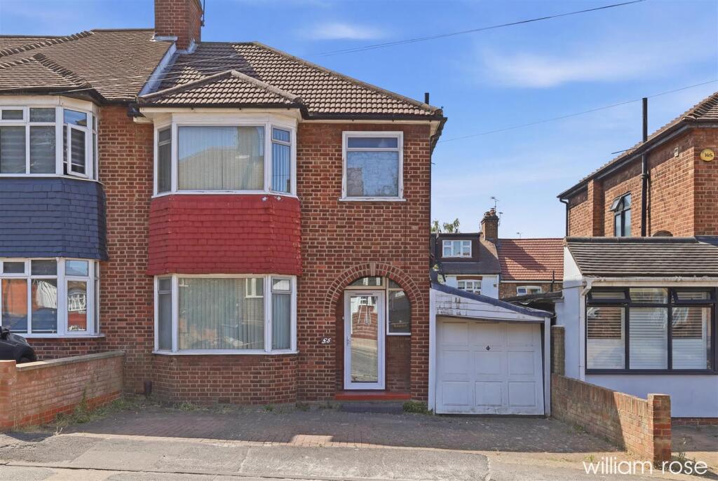 Main image of property: Trevose Road, London