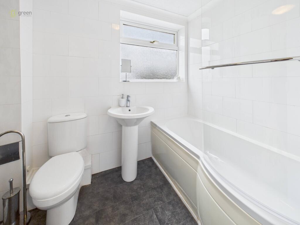 House in Tamworth, Coton Farm - More