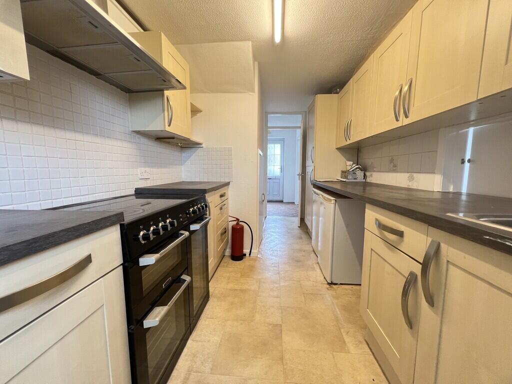 House in Horsham, Broadbridge Heath - View 5