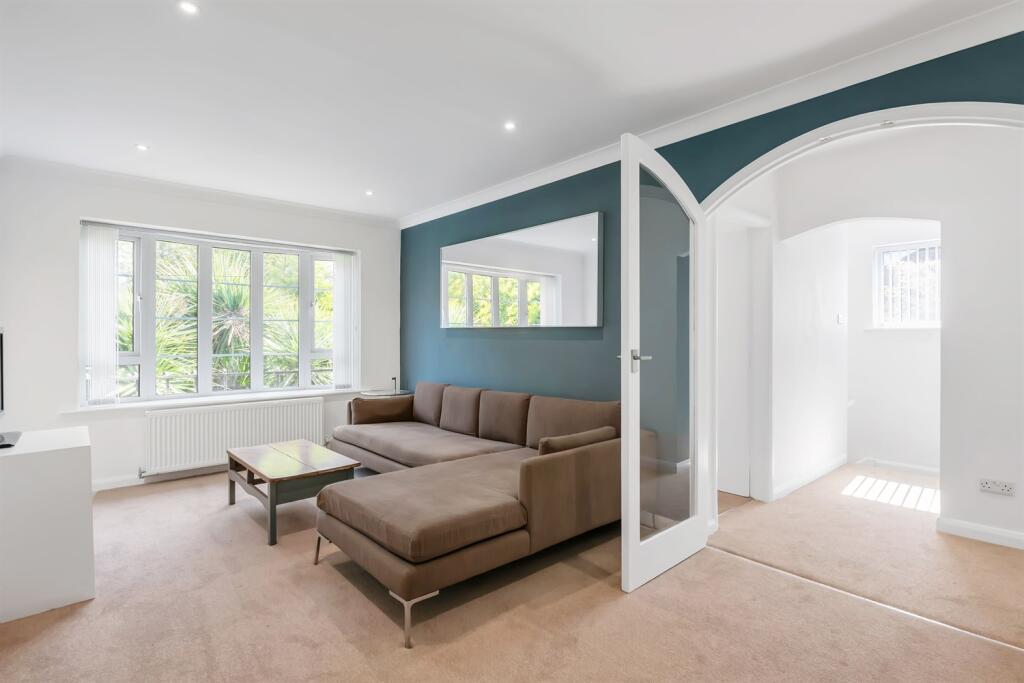 Main image of property: High View Court, NG3