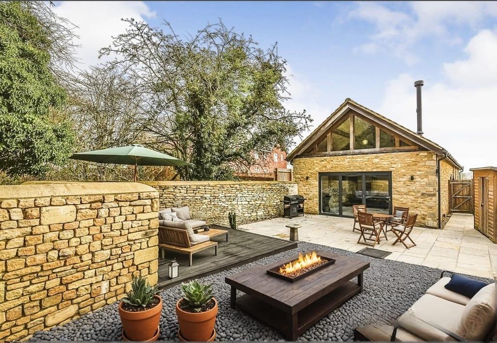 3-bed detached on Patterdown Farm, Patterdown, Chippenham, £425,000