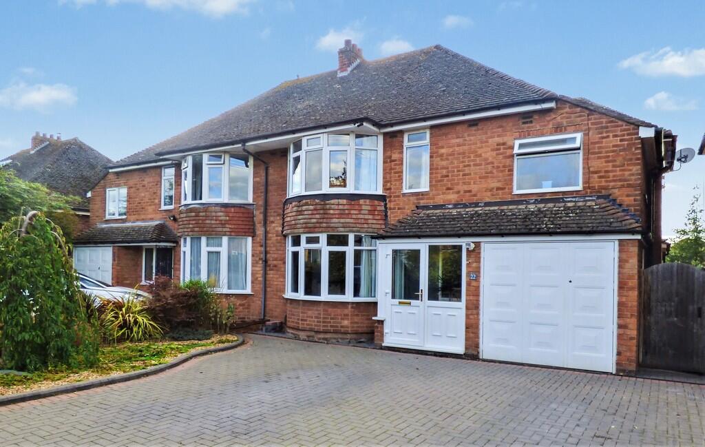 Main image of property: Giffords Croft, Lichfield