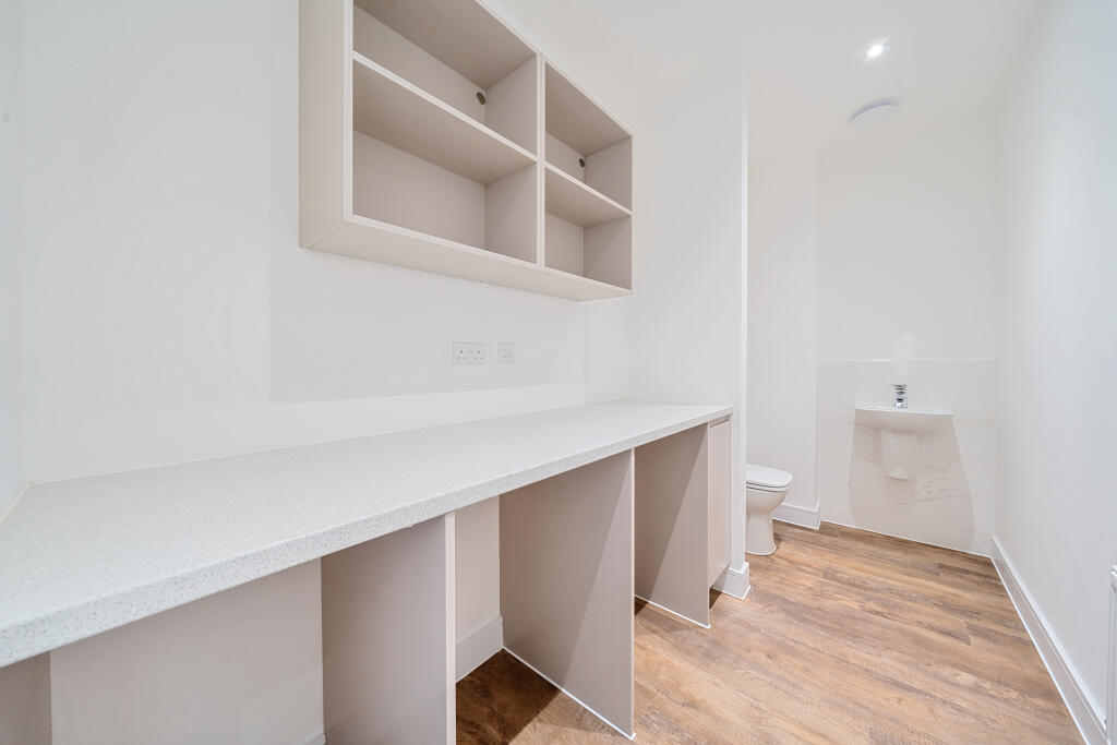 House in Blackburn - View 4