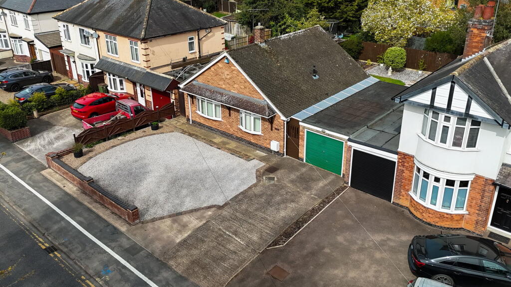 House in Oadby and Wigston, Leicestershire - View 2