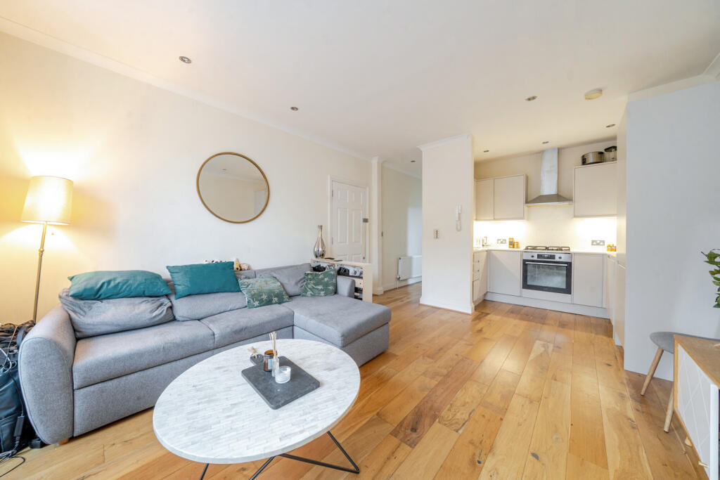 Main image of property: Gordon Road, Ealing, London